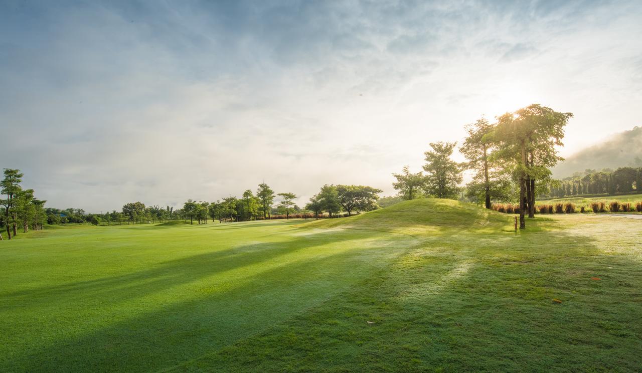 Gassan Khuntan Golf & Resort Mae Tha  Exterior foto